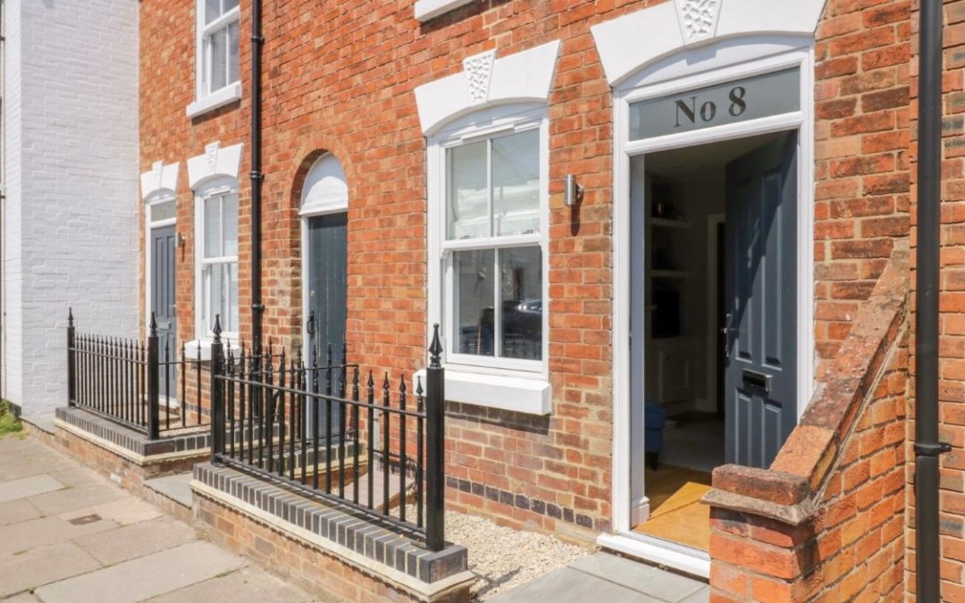 College Lane, Stratford Upon Avon, CV37 6DD