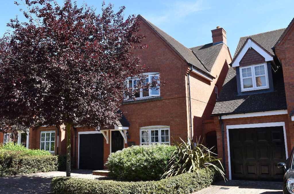 The Avenue, Bishopton, Stratford-Upon-Avon, CV37 0RH