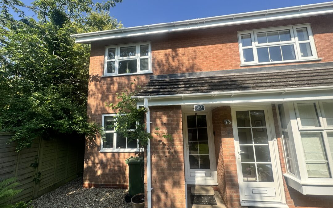 Queens Court, Stratford Upon Avon, CV37 6BY